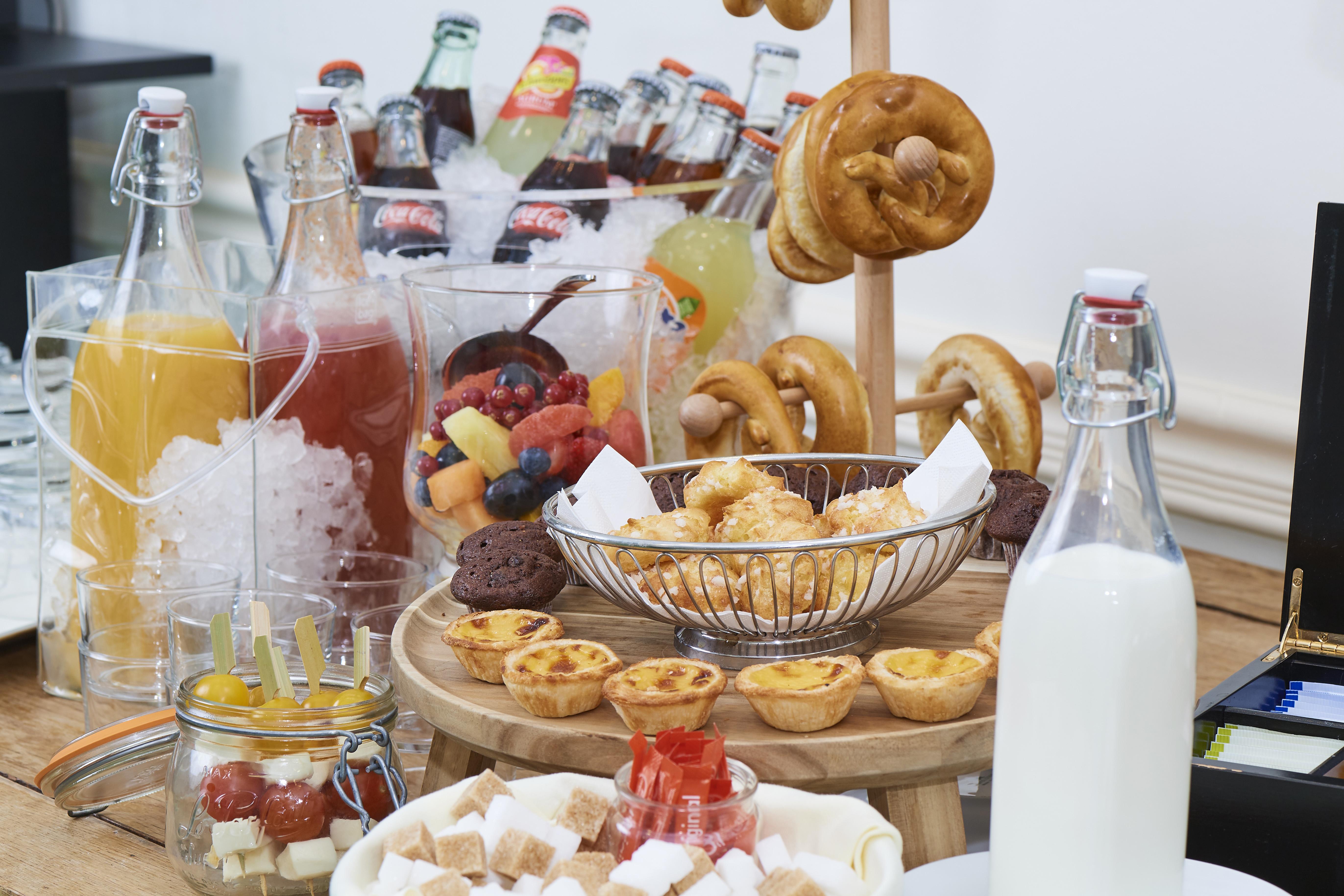 Stanhope Hotel By Thon Hotels Брюссель Экстерьер фото A typical brunch