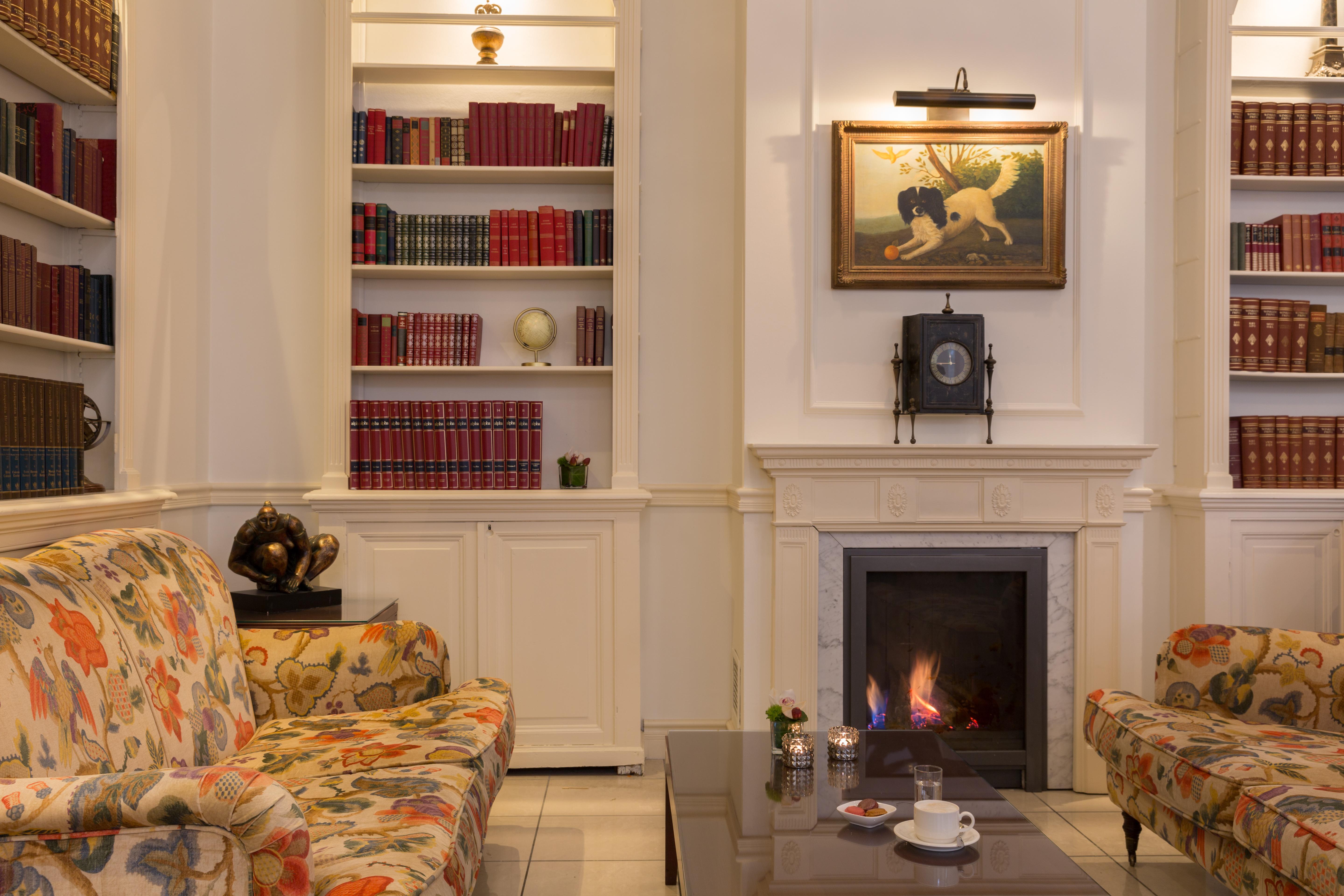 Stanhope Hotel By Thon Hotels Брюссель Экстерьер фото The library at the hotel