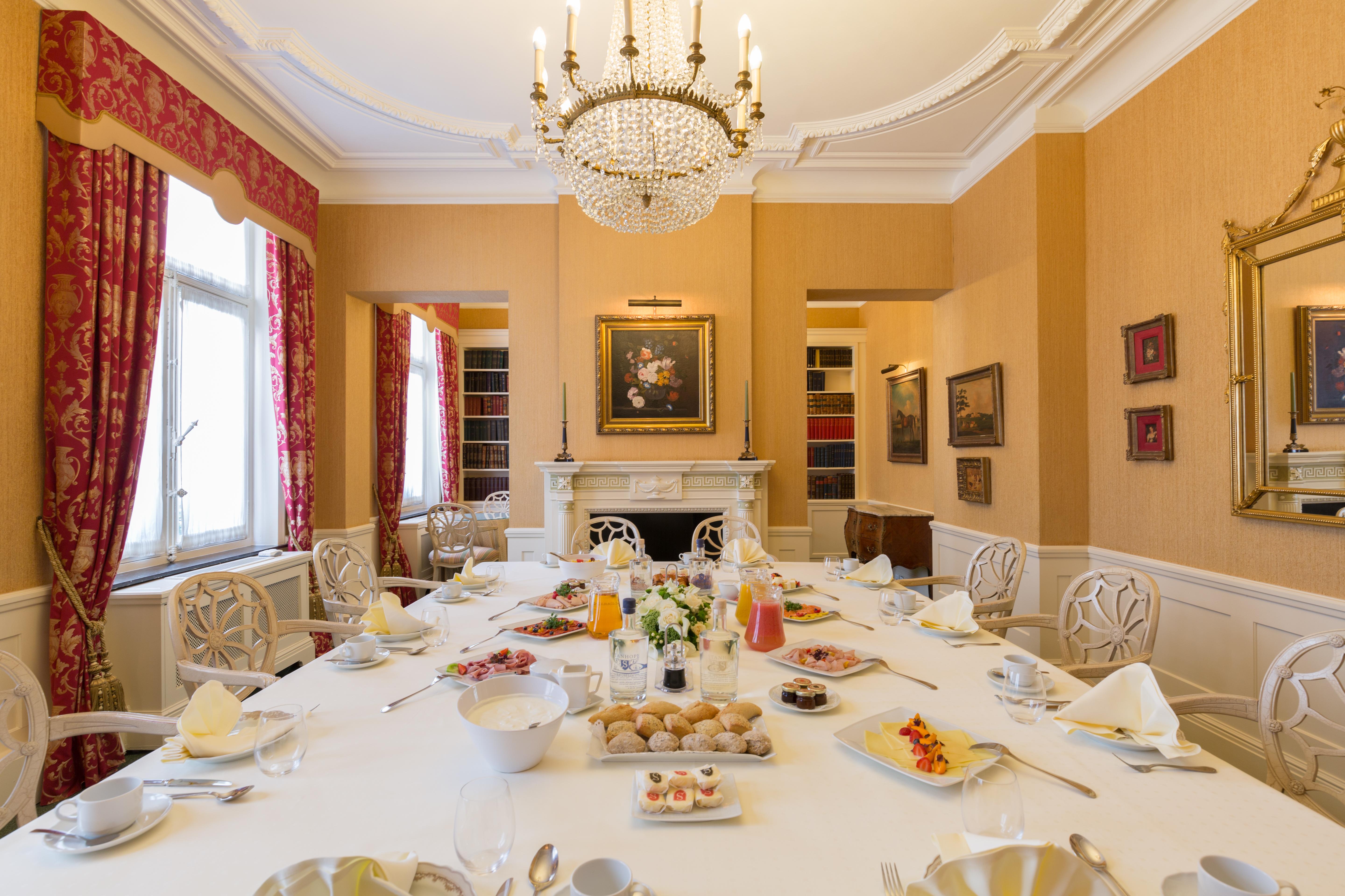 Stanhope Hotel By Thon Hotels Брюссель Экстерьер фото The dining room