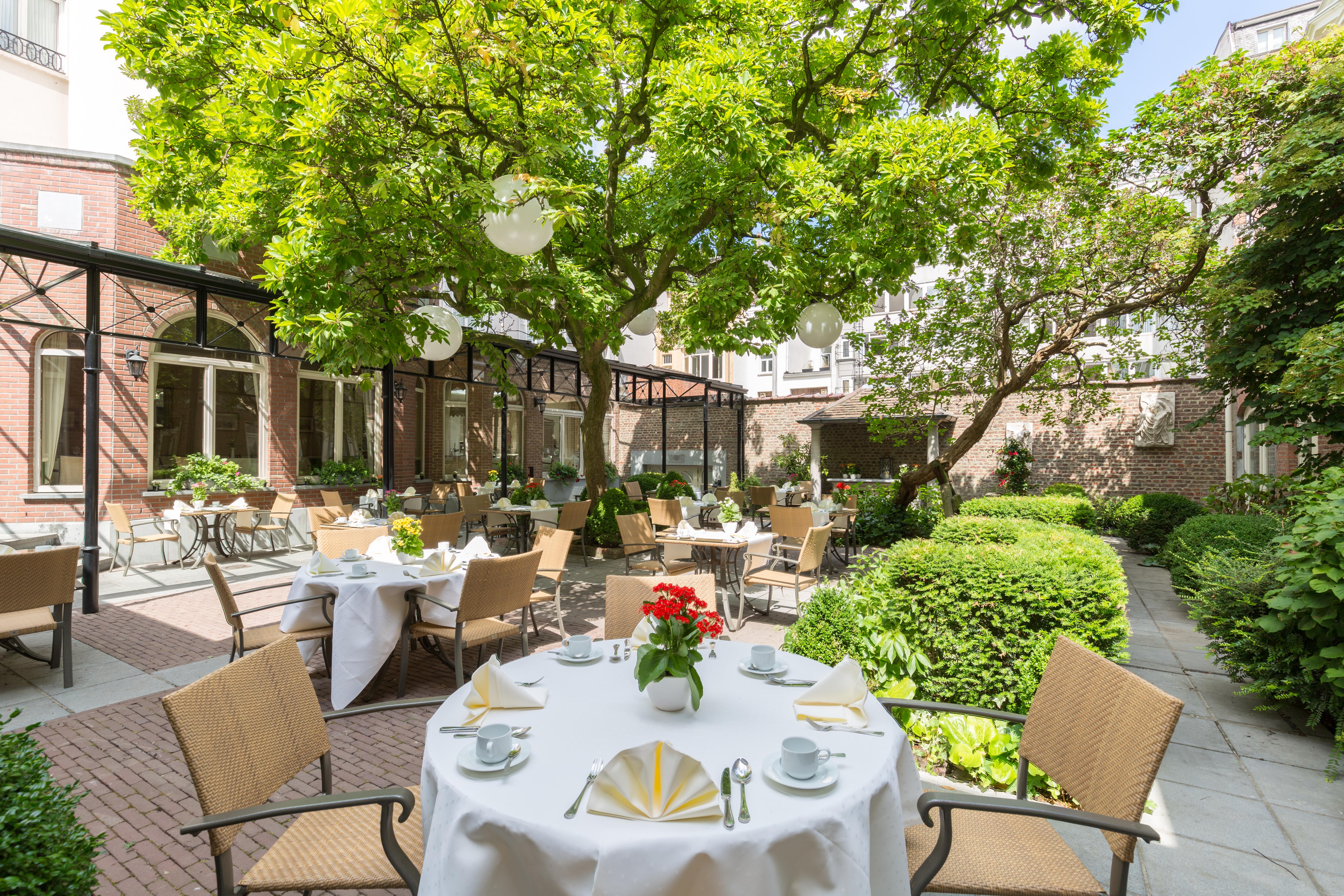 Stanhope Hotel By Thon Hotels Брюссель Экстерьер фото The garden
