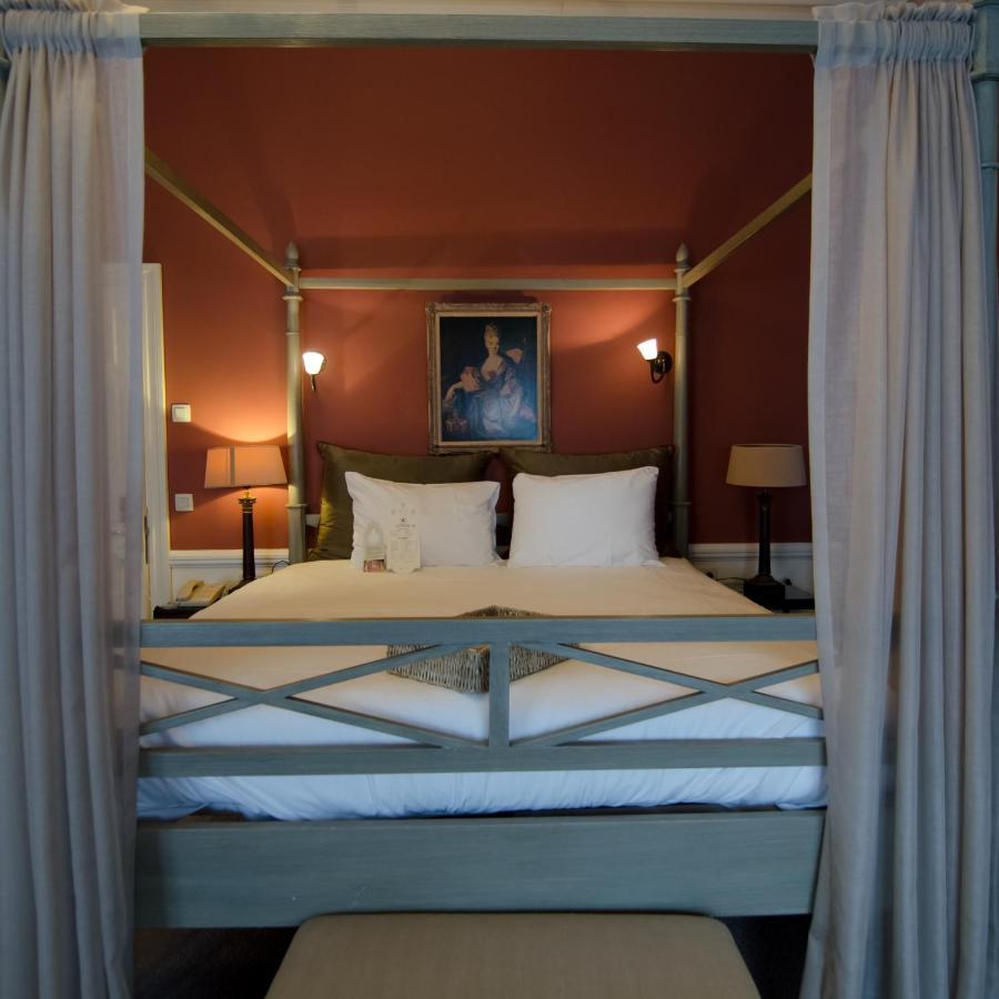 Stanhope Hotel By Thon Hotels Брюссель Экстерьер фото A bedroom at the hotel